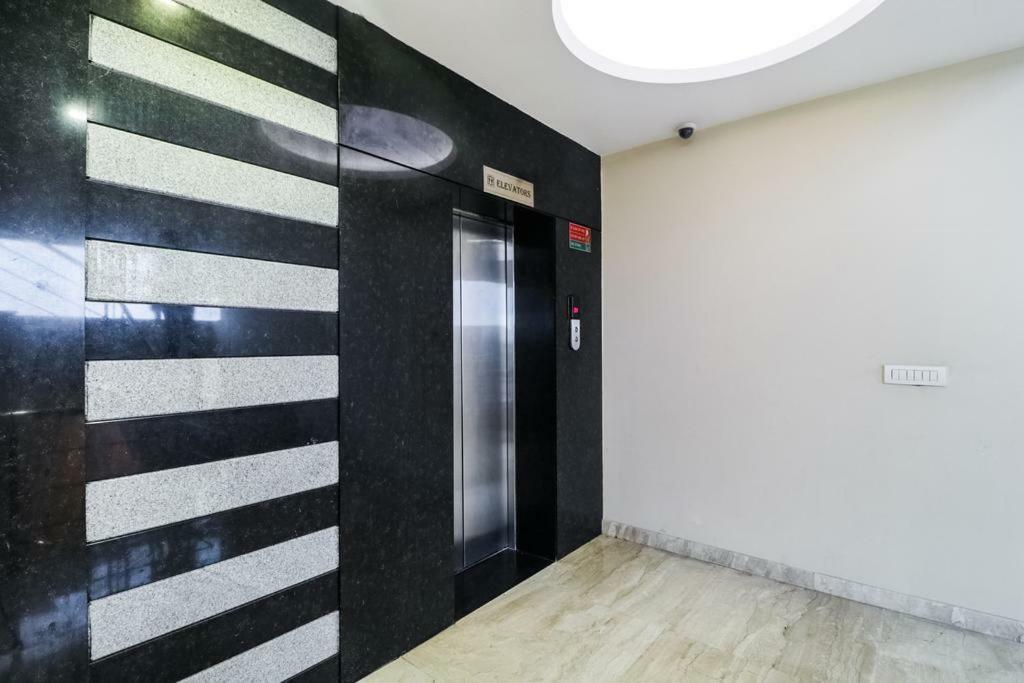 Hôtel La Silver Leaf à Nawāshahr Extérieur photo